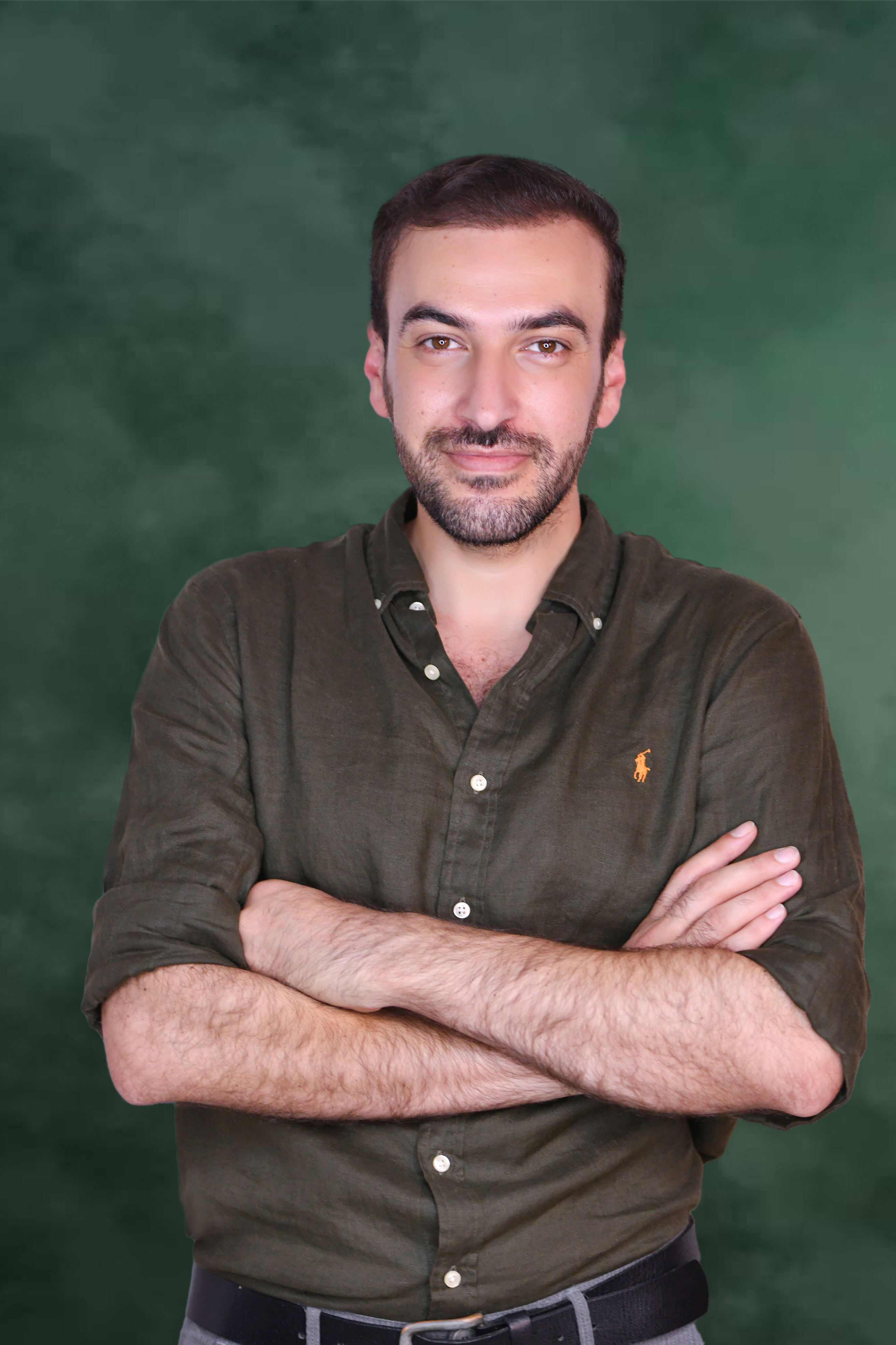 Psikoterapi süreci, bireyin kendi yolculuğunu keşfetmesiyle başlar.  Doğru psikoloğu bulmak zor olabilir. Bilgi denizinde kaybolmak, kime güveneceğinizi bilememek... Bu sıkça yaşanan zorluklar arasında.  Psikolog Ömer Kurt ve çalışma arkadaşlarım olarak, bilimsel temelli yaklaşımlarla size rehberlik ediyoruz. Yılların tecrübesiyle geliştirdiğimiz kişiye özel çözümler,  karmaşık sorunlarınızı sade ve etkili yöntemlerle aşmanıza yardımcı olur. <br> <br> Şimdi Harekete Geçin!<br> Daha iyi bir yaşam için ilk adımınızı atın.